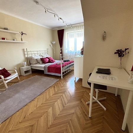 Downtown Hideaway Apartman ブダペスト エクステリア 写真