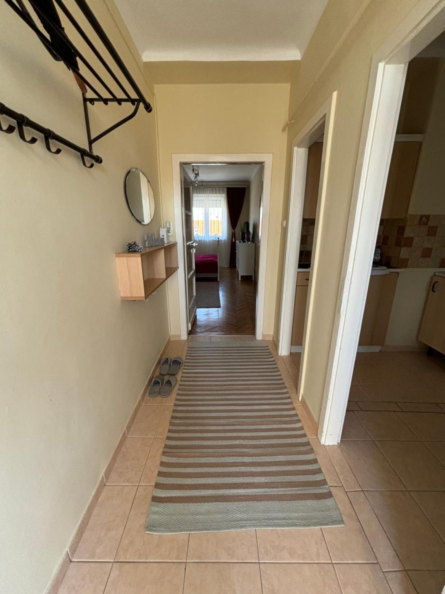 Downtown Hideaway Apartman ブダペスト エクステリア 写真