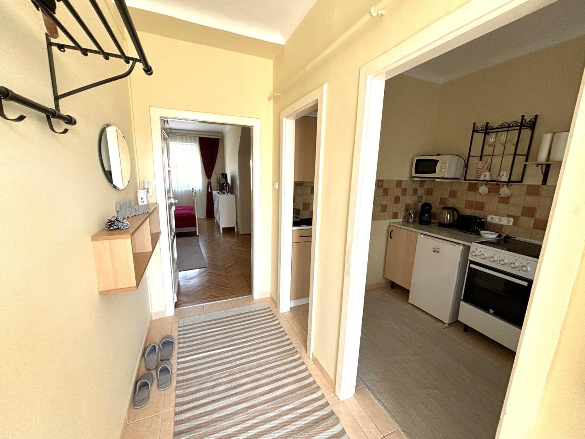 Downtown Hideaway Apartman ブダペスト エクステリア 写真