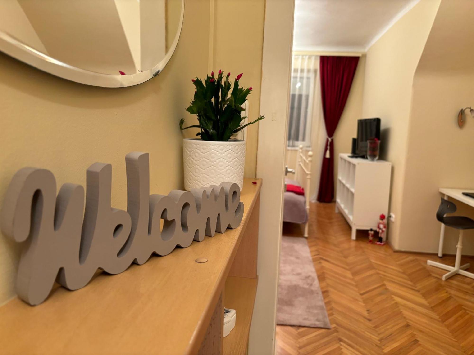 Downtown Hideaway Apartman ブダペスト エクステリア 写真